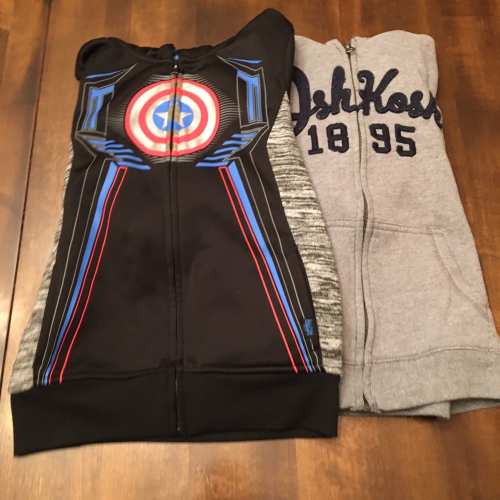2 boys zip up hoodie, size 5/6
